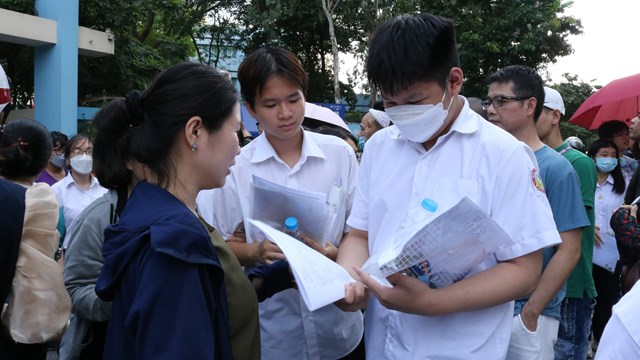 Tuyển sinh thực tế vào lớp 10 công lập tại Hà Nội cao hơn kế hoạch