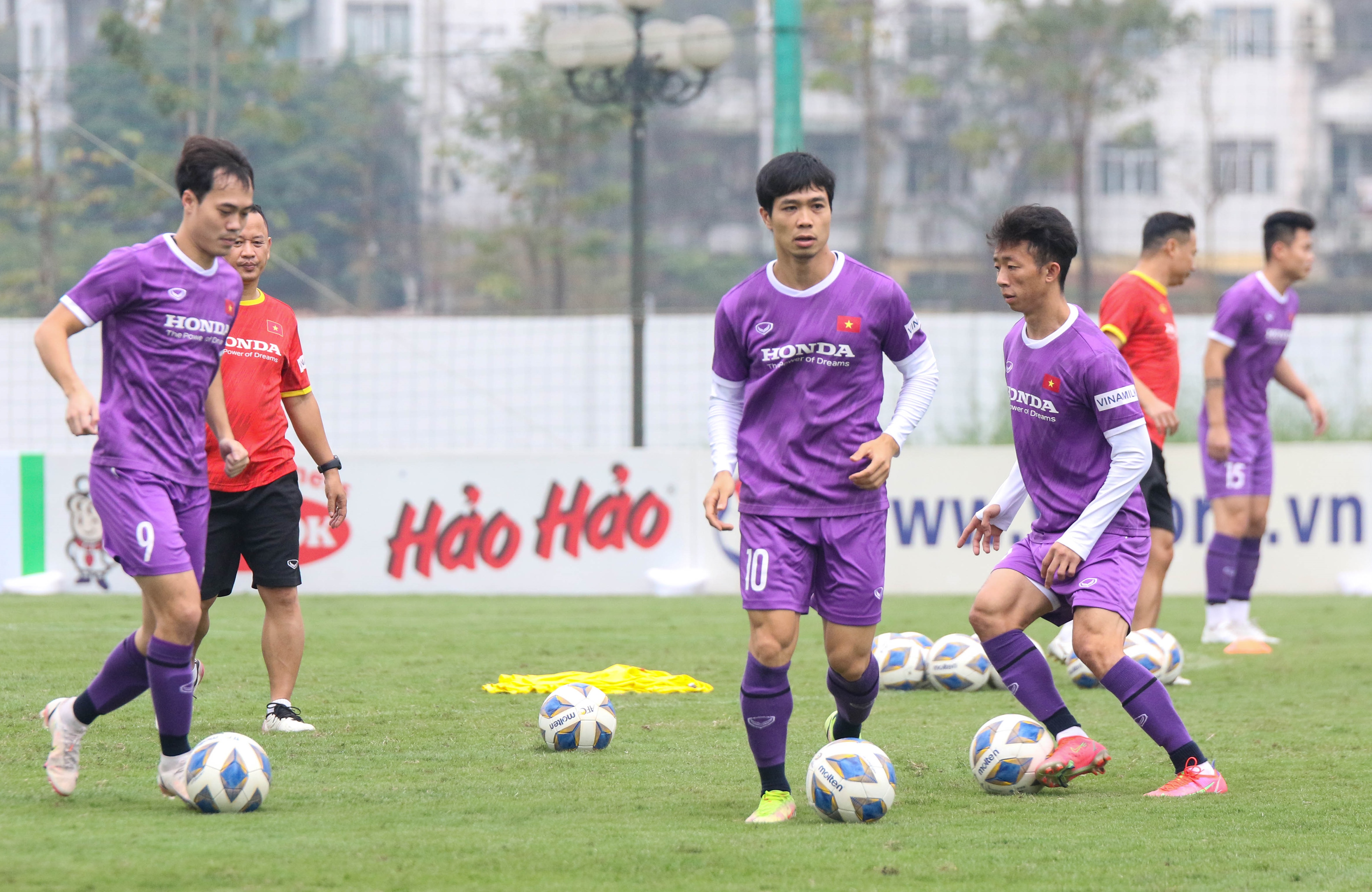 tuyen-viet-nam-san-s224ng-gap-oman_1.jpg tuyen-viet-nam-san-s224ng-gap-oman_1.jpg