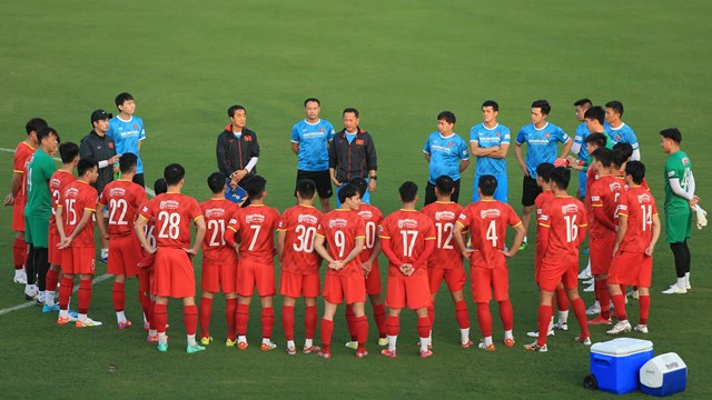 Tuyển Việt Nam: Tập trung cho vòng loại World Cup