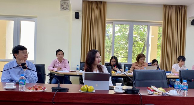 ung-dung-c244ng-nghe-th244ng-tin-n226ng-cao-nang-luc-cho-gi225o-vi234n_2.jpg ung-dung-c244ng-nghe-th244ng-tin-n226ng-cao-nang-luc-cho-gi225o-vi234n_2.jpg