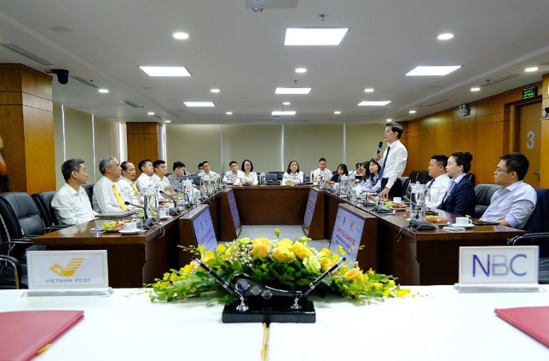 Ông Nguyễn Hoàng Linh - Phó Tổng cục trưởng, Tổng cục Tiêu chuẩn Đo lường Chất lượng phát biểu tại lễ ký kết hợp tác Ông Nguyễn Hoàng Linh - Phó Tổng cục trưởng, Tổng cục Tiêu chuẩn Đo lường Chất lượng phát biểu tại lễ ký kết hợp tác