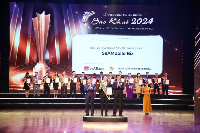SeAMobile Biz - ứng dụng ngân hàng số dành cho doanh nghiệp của Ngân hàng TMCP Đông Nam Á (SeABank, mã chứng khoán SSB) đã được bình chọn là sản phẩm xuất sắc của ngành phần mềm, CNTT Việt Nam và được công nhận đạt giải thưởng Sao Khuê 2024.