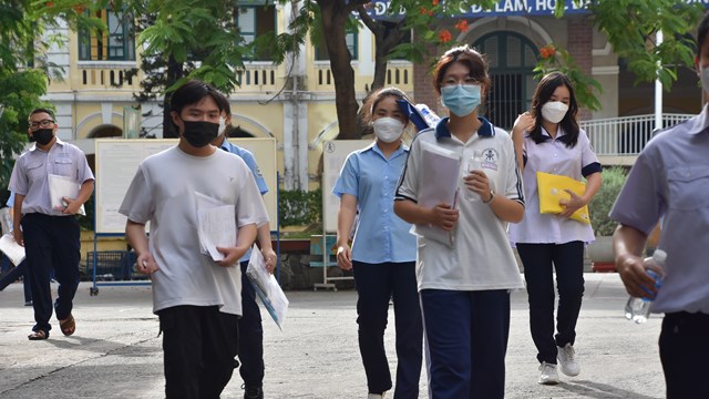 Vì sao có đến 35% thí sinh không đăng kí xét tuyển Đại học?
