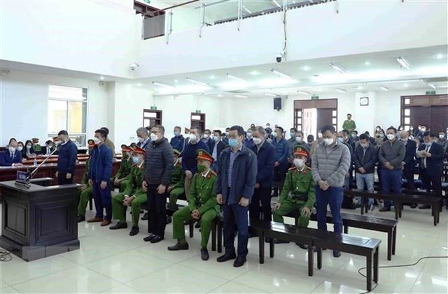 v236-sao-cuu-sep-tong-vec-v224-nhieu-quan-chuc-doanh-nghiep-n224y-bi-khoi-to_3.jpg v236-sao-cuu-sep-tong-vec-v224-nhieu-quan-chuc-doanh-nghiep-n224y-bi-khoi-to_3.jpg