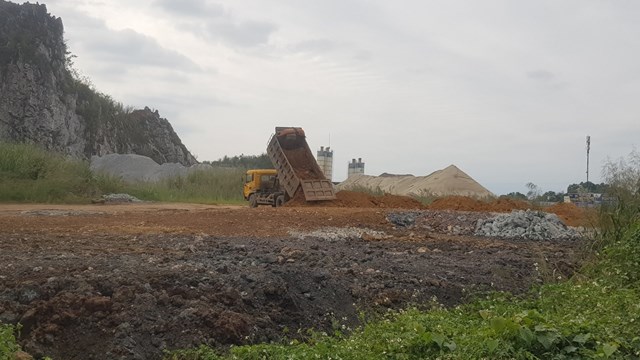 Vì sao mỏ đá Núi Voi chưa đóng cửa?