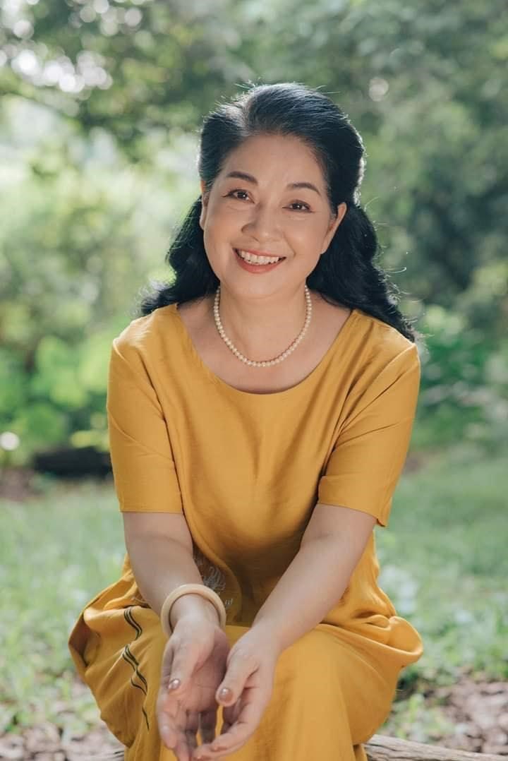 v236-sao-nsut-minh-phuong-duoc-goi-l224-39nguoi-d224n-b224-kho-nhat-m224n-anh-viet39_2.jpg