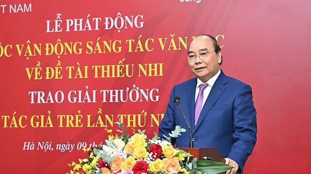 Văn học phải hun đúc ý chí, nghị lực vươn lên của thanh niên, thiếu niên, thiếu nhi, nhi đồng 