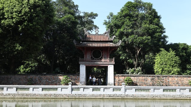 Văn Miếu - Quốc Tử Giám: Tìm hướng tiếp cận người trẻ