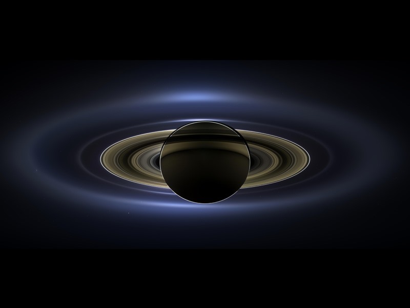 Tàu vũ trụ Cassini của NASA chụp ảnh sao Thổ, 7 mặt trăng, các vành đai trong của sao Thổ. Ảnh: NASA