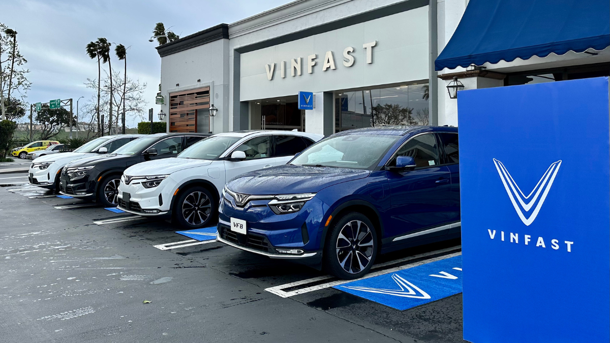 Chuyên trang ô tô hàng đầu của Mỹ: VinFast VF 8 sẽ là đối thủ “đáng gờm” trên thị trường