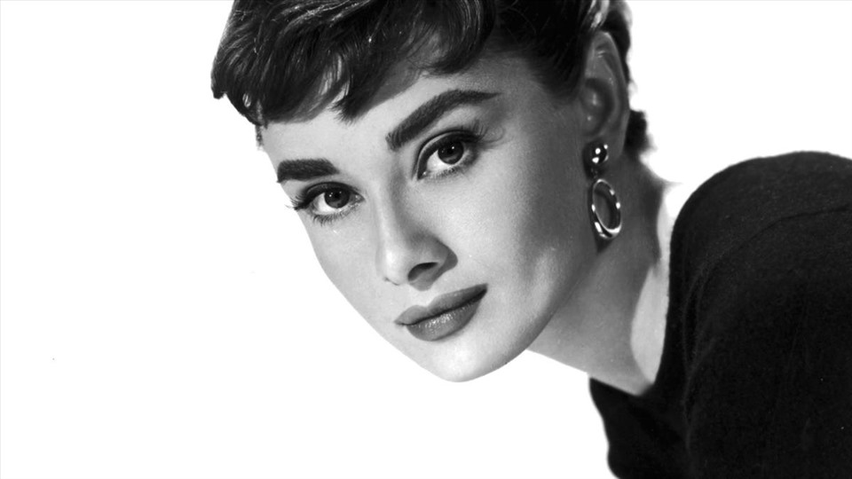 Vì sao Audrey Hepburn là huyền thoại?