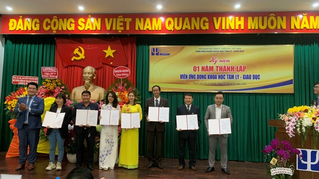 Viện Ứng dụng Khoa học Tâm lý - Giáo dục: Nâng cao năng lực tham vấn học đường