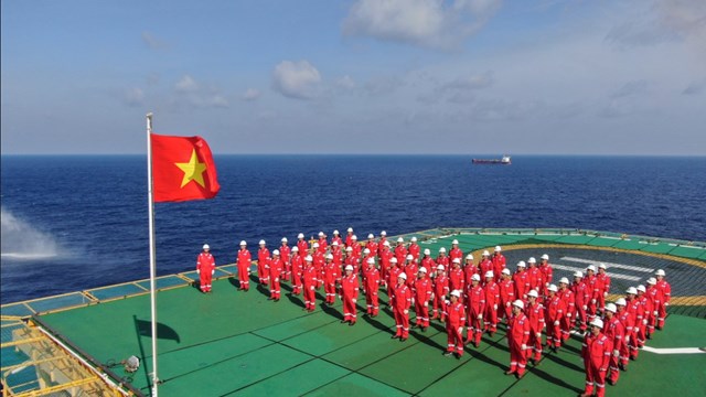 Việt Nam - Tổ quốc nhìn từ biển 