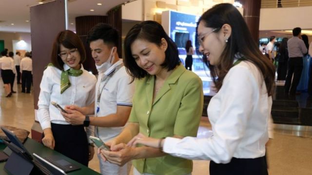 Vietcombank tham gia Hội nghị “Các giải pháp đẩy mạnh thực hiện cuộc vận động “Người Việt Nam ưu tiên dùng hàng Việt Nam”