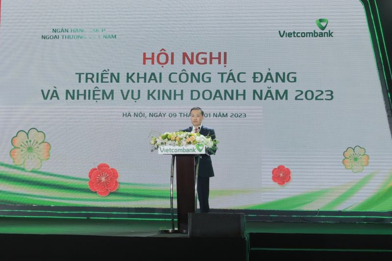 Đ/c Phạm Quang Dũng - Ủy viên Ban Thường vụ Đảng ủy khối DNTW, Bí thư Đảng ủy, Chủ tịch Hội đồng quản trị Vietcombank phát biểu khai mạc Hội nghị