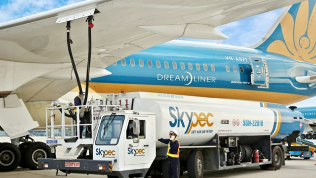 Vietnam Airlines muốn bán Skypec, Chính phủ yêu cầu chuyển sang PVN