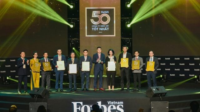 Vinamilk - 10 năm liền góp mặt trong Top 50 doanh nghiệp niêm yết tốt nhất của Forber Việt Nam 