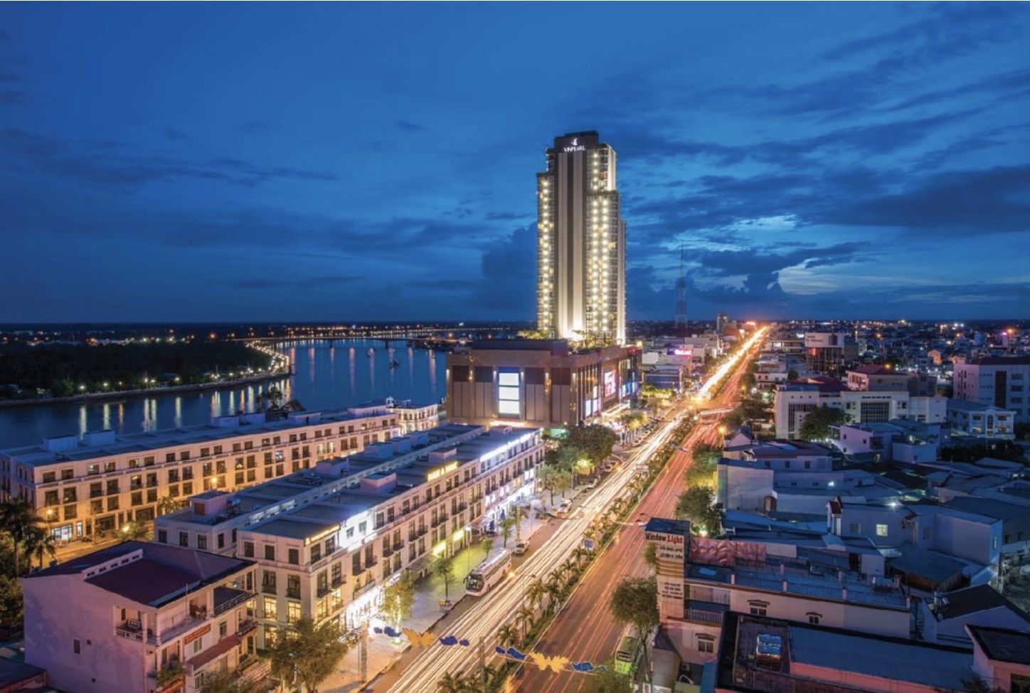 Các dự án shophouse mang thương hiệu Vincom đã trở thành biểu tượng thịnh vượng mới tại những nơi mà dự án này xuất hiện (Ảnh: Vincom Shophouse Cần Thơ) Các dự án shophouse mang thương hiệu Vincom đã trở thành biểu tượng thịnh vượng mới tại những nơi mà dự án này xuất hiện (Ảnh: Vincom Shophouse Cần Thơ)