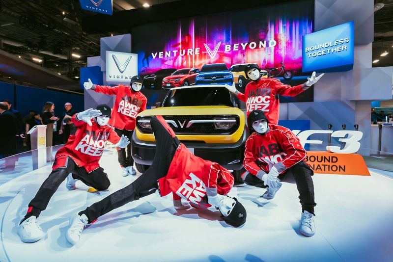 VF 3 có tầm di chuyển đến 210 km mỗi lần sạc đầy VF 3 có tầm di chuyển đến 210 km mỗi lần sạc đầy