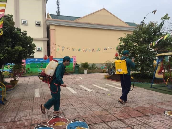 vo-con-chu-tich-x227-duoc-ti234m-vac-xin-truoc-luc-luong-tuyen-dau_2.jpg vo-con-chu-tich-x227-duoc-ti234m-vac-xin-truoc-luc-luong-tuyen-dau_2.jpg