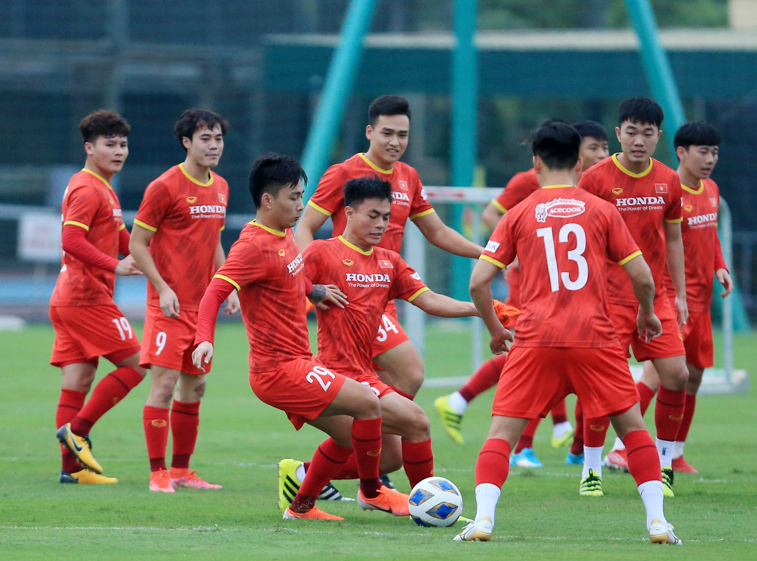 Vòng loại World Cup 2022: Đội tuyển Việt Nam chuẩn bị trận đấu đầu tiên 