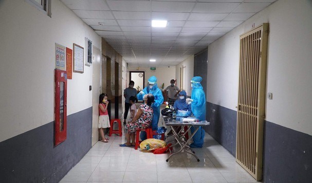 Vụ việc tiêm vaccine tại huyện Diễn Châu: Chủ tịch xã là người đề xuất tiêm