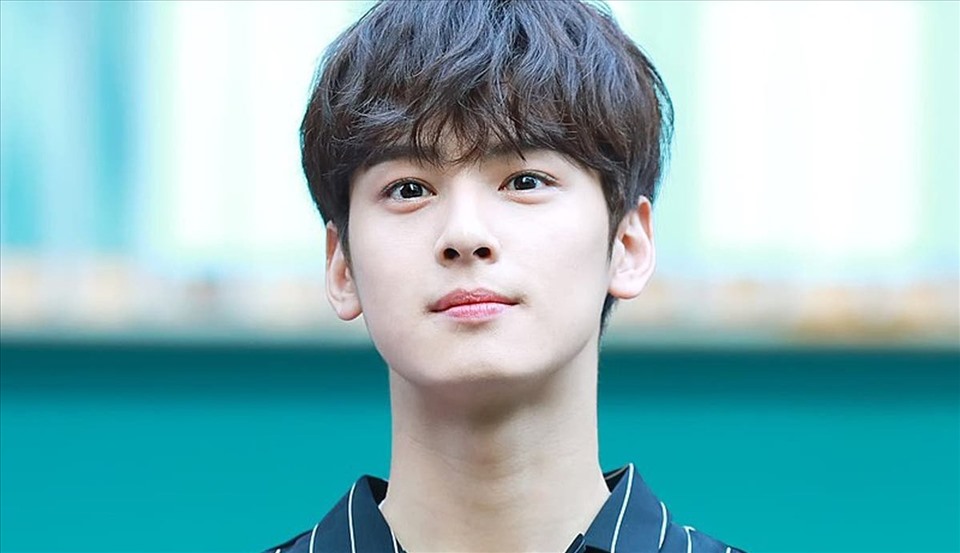 Vượt BTS, Cha Eun Woo đứng đầu bảng xếp hạng tìm kiếm năm 2021