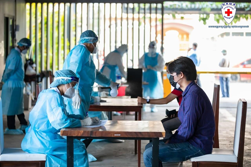 WHO cảnh báo Campuchia về thảm họa COVID-19