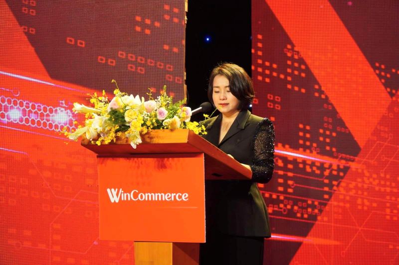 Phó Tổng giám đốc thường trực Công ty CP DVTM Tổng hợp WinCommerce phát biểu tại Hội nghị