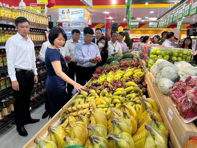 winmart-lan-dau-dat-ch226n-toi-my-tho-khai-truong-si234u-thi-thu-hai-tai-bac-li234u_1.jpg winmart-lan-dau-dat-ch226n-toi-my-tho-khai-truong-si234u-thi-thu-hai-tai-bac-li234u_1.jpg