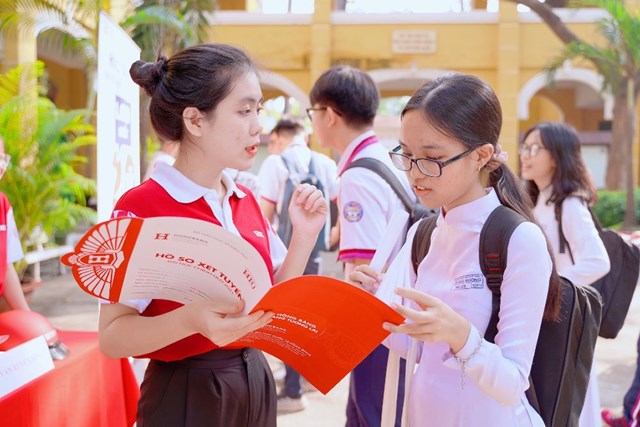x225c-nhan-nhap-hoc-dai-hoc-bang-m227-dinh-danh_1.jpg