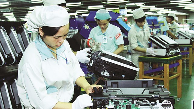 Xây dựng thương hiệu, nâng cao giá trị hàng Việt