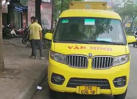 xe-van-minh-39tung-ho224nh39-pho-cam-h224-noi_8.jpg xe-van-minh-39tung-ho224nh39-pho-cam-h224-noi_8.jpg