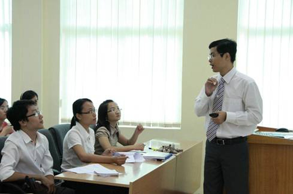 Xét thăng hạng giảng viên đại học công lập