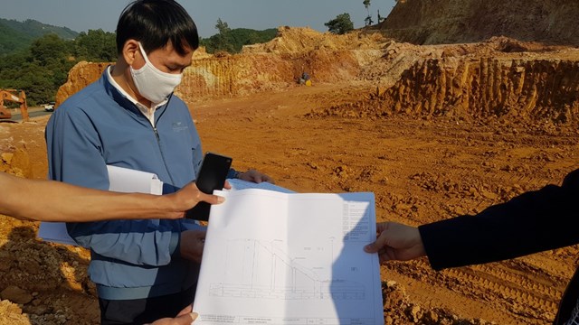 Xử lý sạt trượt đường Hòa Lạc - Hòa Bình: Có đang tiện…'một công nhiều việc'?