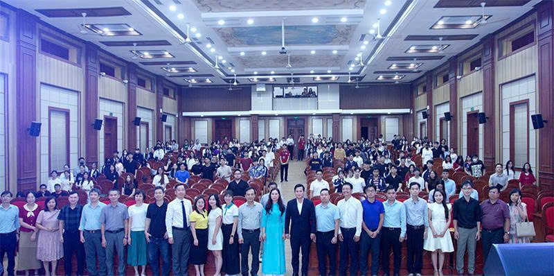 MIS Talent 2025: “E-Mastery” Tìm kiếm tài năng sinh viên, ứng dụng AI quản trị nguồn lực doanh nghiệp